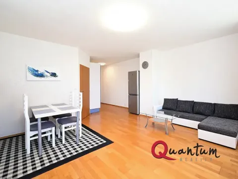 Pronájem bytu 2+kk, Praha - Troja, Velká skála, 50 m2