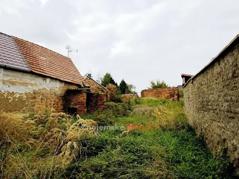 Prodej pozemku pro bydlení, Hodonice, U Kostela, 471 m2