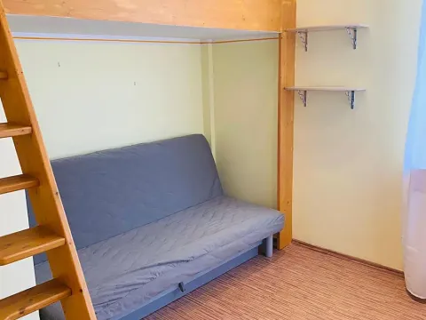 Pronájem bytu 1+kk, Praha - Holešovice, U Pergamenky, 28 m2