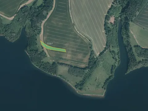Prodej pole, Hněvkovice, 3595 m2