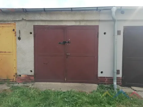 Prodej garáže, Bruntál, Chelčického, 17 m2