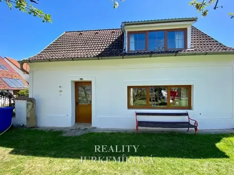 Pronájem rodinného domu, Planá, 90 m2