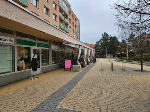 Pronájem obchodního prostoru, Pardubice, Jiřího z Poděbrad, 44 m2
