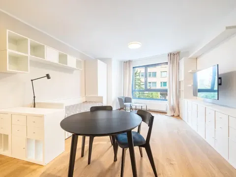 Prodej bytu 1+kk, Praha, Milánská, 35 m2