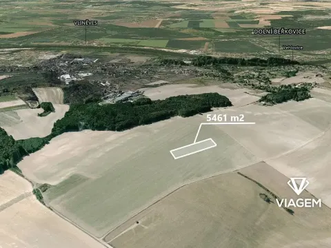 Prodej podílu pole, Mělník, 2730 m2