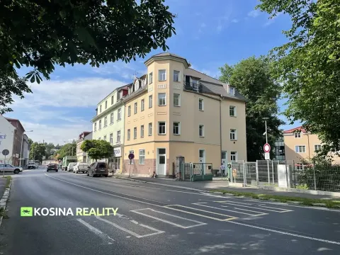 Pronájem bytu 1+1, Karlovy Vary, Závodu míru, 40 m2