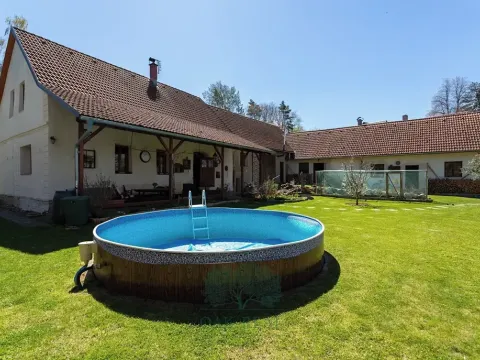 Prodej rodinného domu, Skomelno, 284 m2
