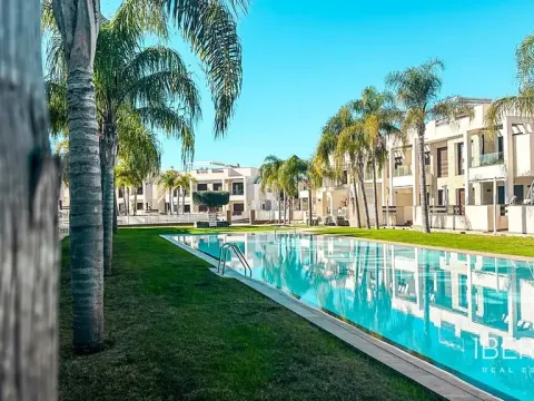 Prodej bytu 4+kk, Torrevieja, Španělsko, 96 m2