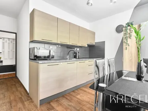 Prodej bytu 2+1, Třebíč, Modřínová, 56 m2