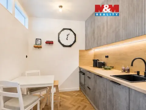 Pronájem bytu 2+kk, Praha - Hlubočepy, Machatého, 46 m2