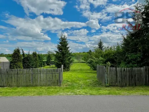 Prodej pozemku pro bydlení, Radonice, 1301 m2