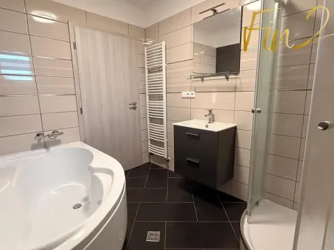 Pronájem rodinného domu, Praha - Královice, 105 m2