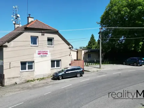 Prodej ubytování, Dobrovice, 500 m2