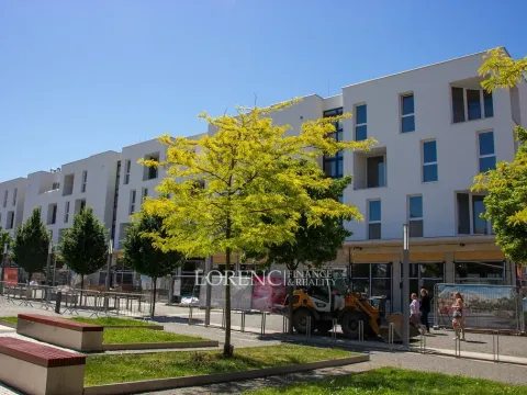 Pronájem bytu 2+kk, Veselí nad Moravou, náměstí Míru, 37 m2