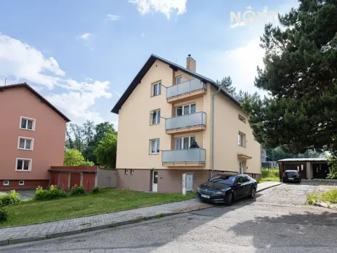 Prodej bytu 3+1, Jindřichův Hradec, Jakubská, 71 m2