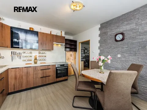 Prodej bytu 2+1, Příbram, Čechovská, 81 m2