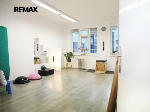 Pronájem komerční nemovitosti, Praha - Smíchov, Ostrovského, 30 m2