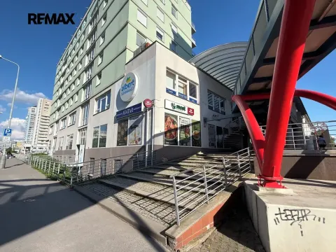Pronájem výrobních prostor, Praha - Stodůlky, Sluneční náměstí, 105 m2