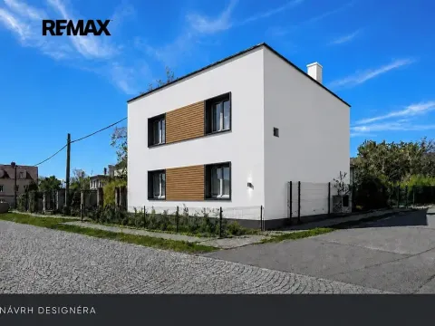 Prodej rodinného domu, Hrob, 258 m2