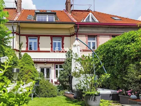 Prodej rodinného domu, Praha - Střešovice, Střešovická, 202 m2