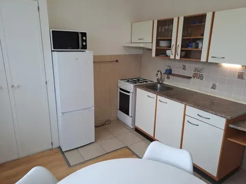 Pronájem bytu 1+1, Hradec Králové, Štefánikova, 40 m2