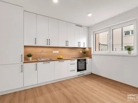 Pronájem bytu 1+kk, Hradec Králové, 42 m2