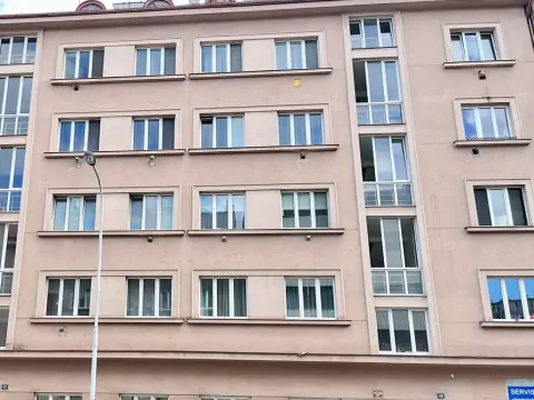 Prodej bytu 1+kk, Praha - Košíře, Vrchlického, 27 m2