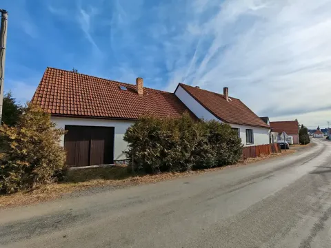 Prodej chalupy, Volenice, 250 m2