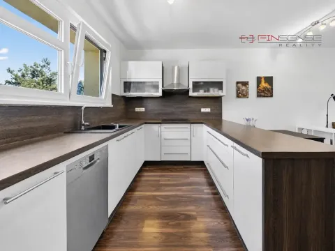 Pronájem bytu 3+1, Kladno, Kordačova, 79 m2