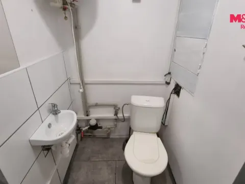 Pronájem obchodního prostoru, Český Těšín, Nádražní, 18 m2