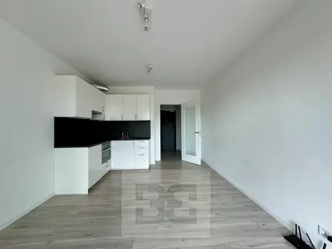Pronájem bytu 1+kk, Brno, Střední, 32 m2