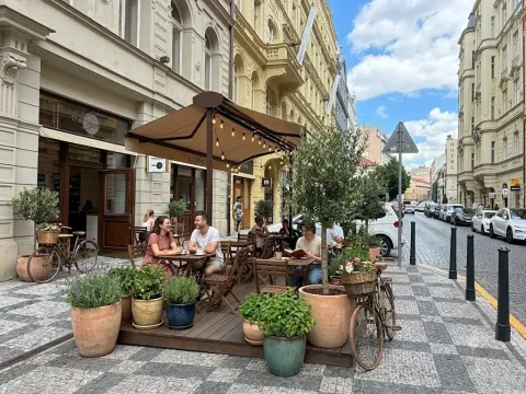 Pronájem restaurace, Praha - Staré Město, Dlouhá, 137 m2