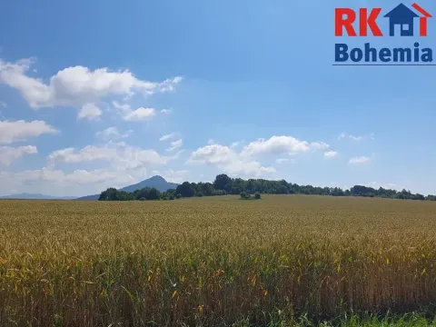 Prodej pozemku, Pertoltice pod Ralskem, 49299 m2