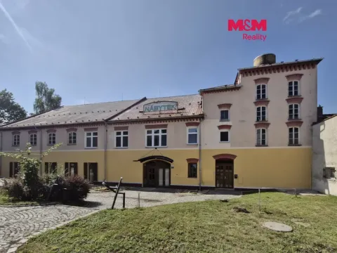 Pronájem obchodního prostoru, Svitavy - Město, náměstí Míru, 695 m2