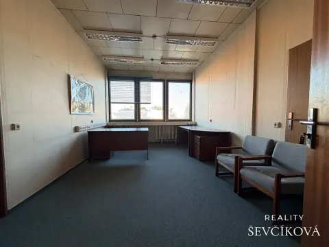 Pronájem kanceláře, Hradec Králové, Ječná, 18 m2