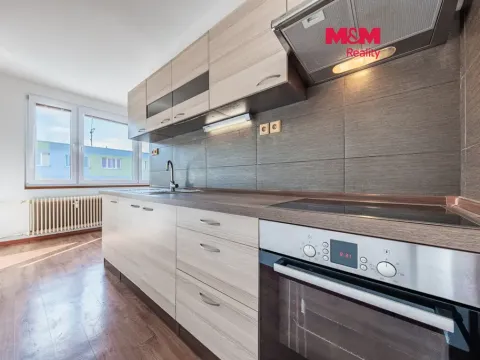 Prodej bytu 2+1, Volary, Sídl. Míru, 63 m2