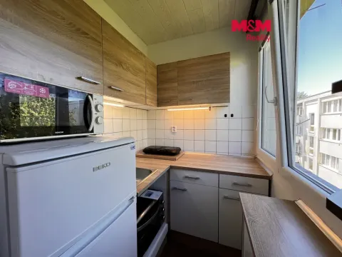 Pronájem bytu 1+kk, Nové Město nad Metují, Družstevní, 28 m2