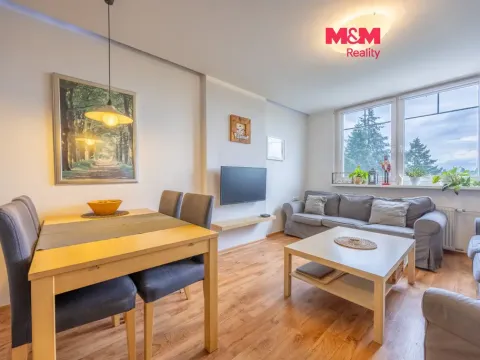 Prodej bytu 3+1, Klášterec nad Ohří, Školní, 68 m2