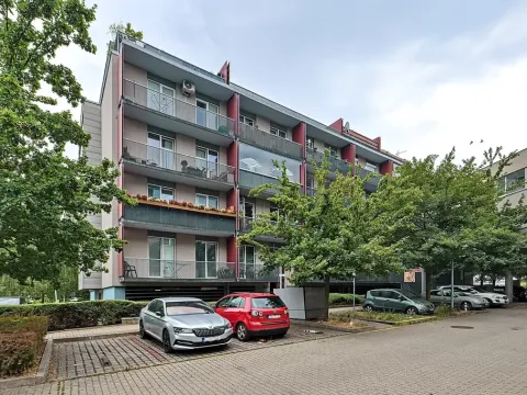 Prodej bytu 2+kk, Praha - Letňany, Kostomlatská, 65 m2
