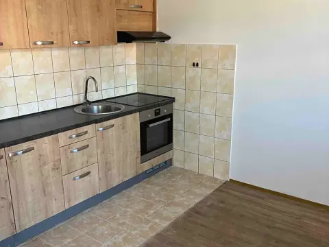 Pronájem bytu 2+kk, Děčín, Tržní, 53 m2