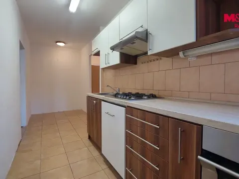 Prodej bytu 3+1, Klášterec nad Ohří, Školní, 66 m2