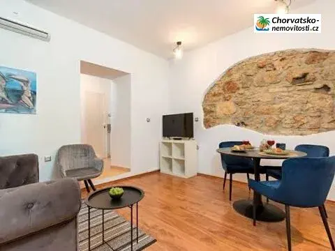 Prodej bytu 2+kk, Pula, Chorvatsko, 39 m2