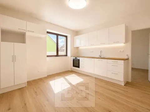 Pronájem bytu 2+1, Střelice, Nová ulice, 65 m2