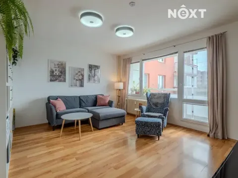 Prodej bytu 3+1, Brno, Valtická, 77 m2