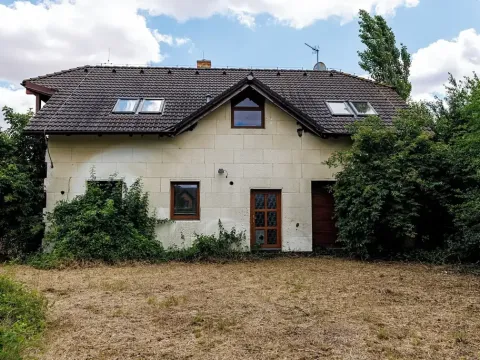 Dražba rodinného domu, Cvrčovice, Lesní, 206 m2