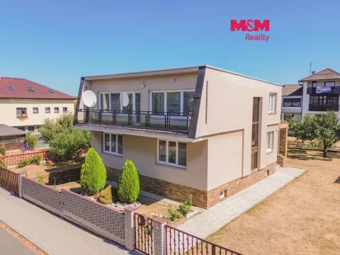 Prodej rodinného domu, Dobřany, Chlumčanská, 230 m2