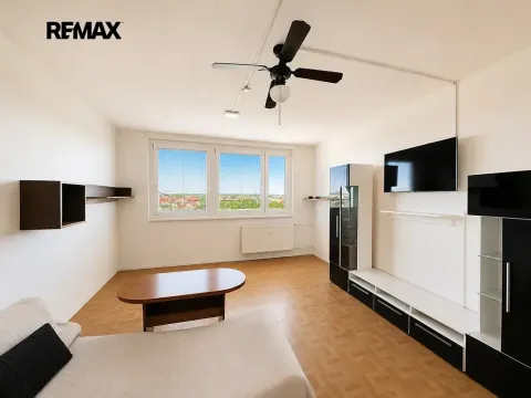 Prodej bytu 3+1, Břeclav, Na Valtické, 71 m2