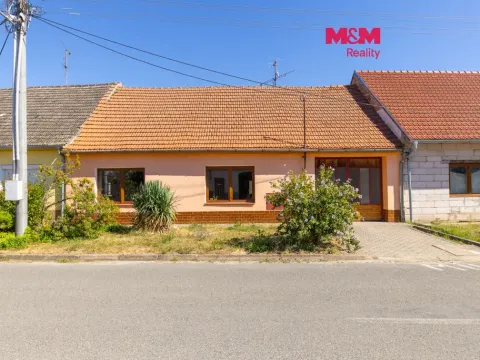 Prodej rodinného domu, Pouzdřany, Hlavní, 145 m2