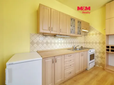 Prodej bytu 2+1, Kynšperk nad Ohří, náměstí SNP, 51 m2
