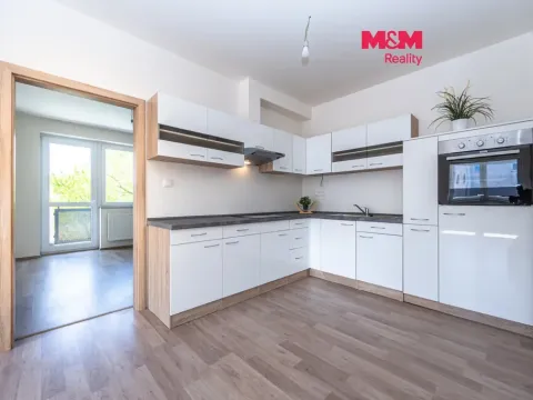 Prodej bytu 3+kk, Břežany II, 81 m2